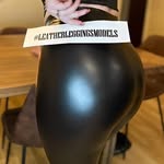 @leatherleggingsmodels