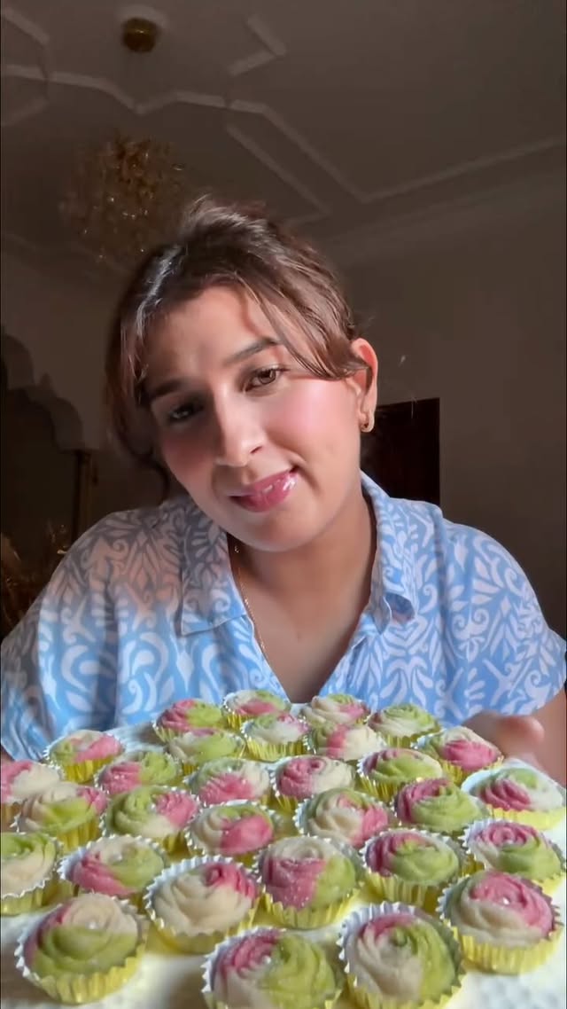 هدي حلوة المناسبات ديريها في البوفي ديريها ف خطيبة اولا ف العرس تتجي مبدلة والمذاق روعة#اكسبلور_فولو #اكسبلور_فولو #اكسبلور_فولو #اكسبلور_فولو #اكسبلور_فولو by @chaimaa.elbouchti