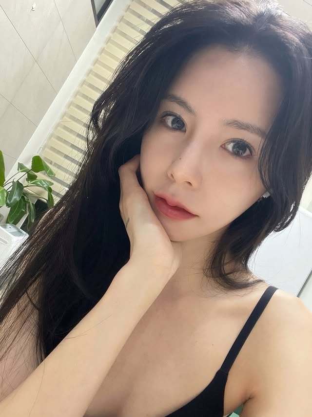🍑 by @eleeeoh_2