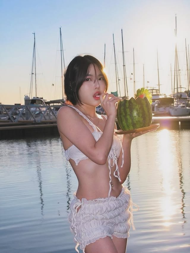 🛥️ by @appleblu3
