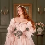 Anne | Antique Cottagecore 🌾🌸(@annesvintagediary)'s profile avatar