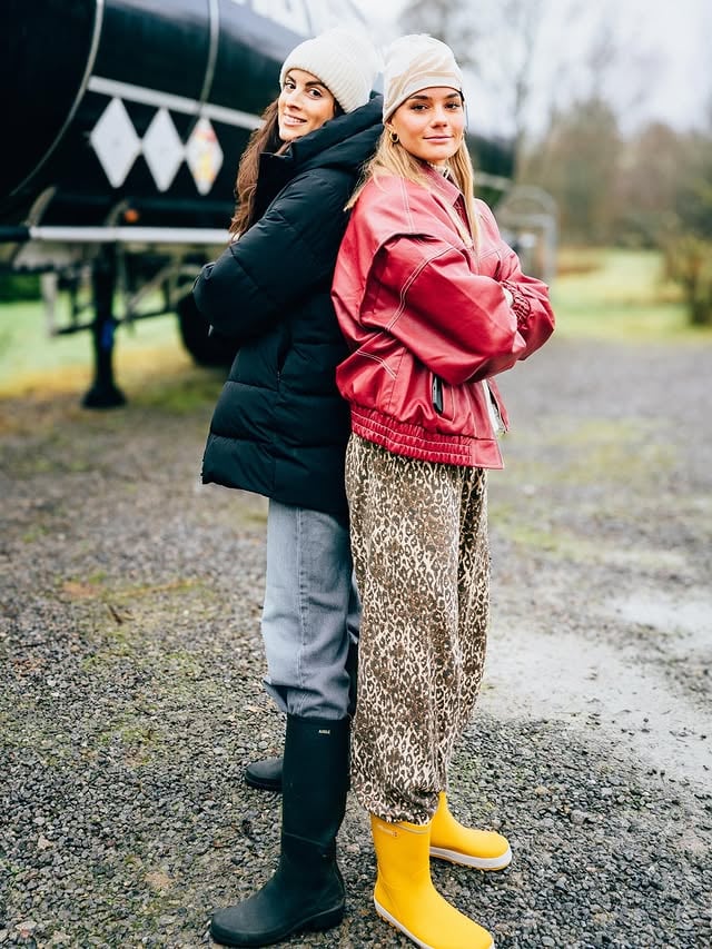 lupfen & labern mit @selinacerci ist draußen 👑Ihr checkt nicht wie lustig dieser Tag war 😂🙏🦙Den ersten Teil der Folge findet ihr bei @magentasport & auf YouTube Fotos: @jonas_wakewood