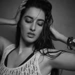 Simrat Kaur Randhawa(@simratkaur_16)'s profile avatar