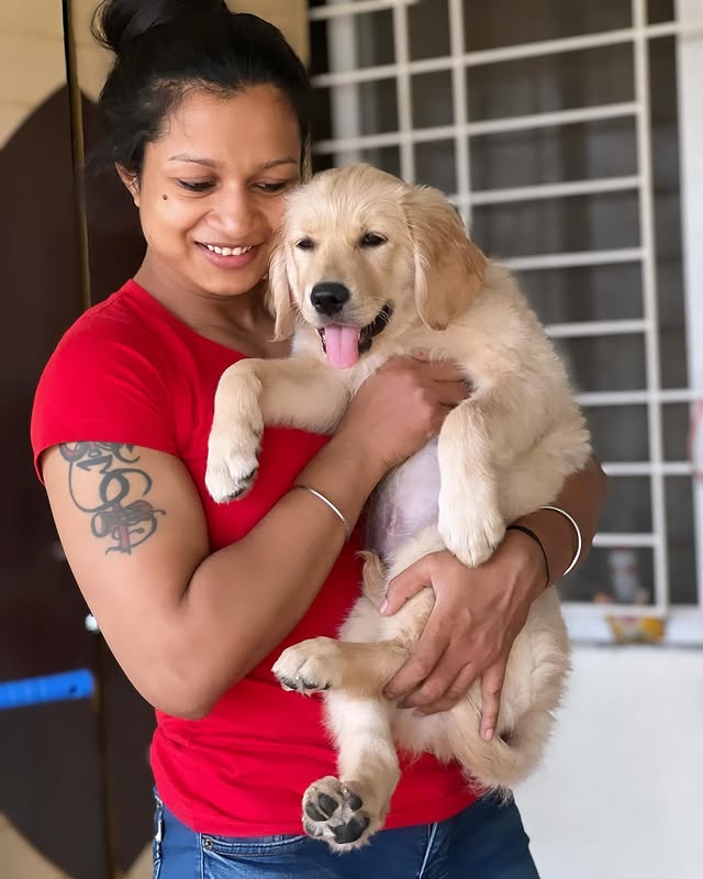 Gudiya ❤️❤️❤️❤️🐶😘😘#goldenretriever #momdoughter #cutebaby #puppylove #dogsofinstagram by @unstoppableanaa