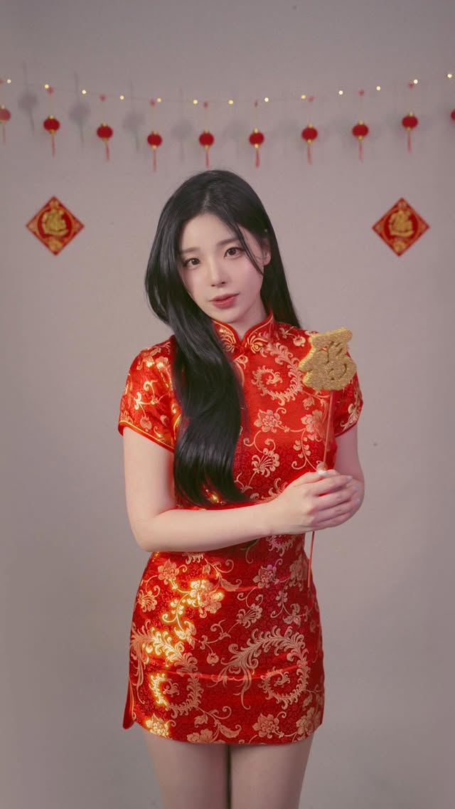🎼 恭喜恭喜🧧🎵聽說這是在台灣農曆新年常常聽到的歌 ♪ 2026年，mimi也想唱給你聽♥️㊗️大家新年快樂🧨存款💵mimi馬馬🐎(💵密密麻麻）새해복많이받으세요.♦️ 聽歌送祝福♦️—— 抽mimi親筆春聯1張——❶ 在留言區留下一句吉祥話/分享你聽到mimi唱‘恭喜恭喜’歌的感受❷追蹤 @jjuya_o0o & @og_entertainment_music ♥️喜歡歡迎🐎立馬分享給親朋好友🎶⸜(*ˊᗜˋ*)⸝ 🔺活動截至2/23 23:59**春聯將於春節假期後抽出和寄出**#啦啦隊 #趙娟週
