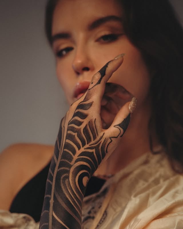 shApes // moTion… by @fibs_