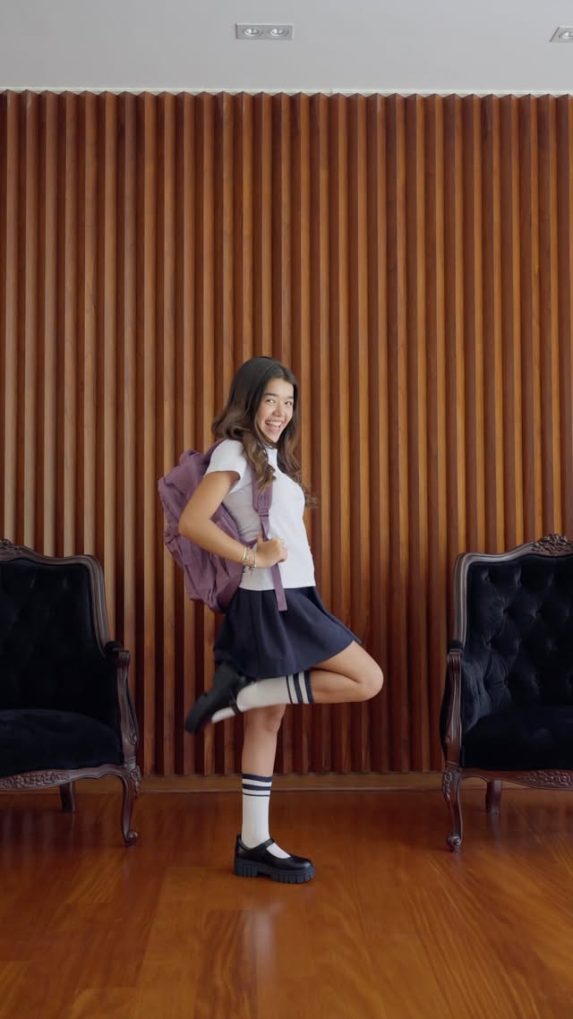 De vuelta a clases con @bata.peru 👟📚¿Cuál look usarías? 🥰Todo calzado escolar, mochilas y más disponibles en tiendas y en bata.com ❤️#publicidad by @alemullerpe