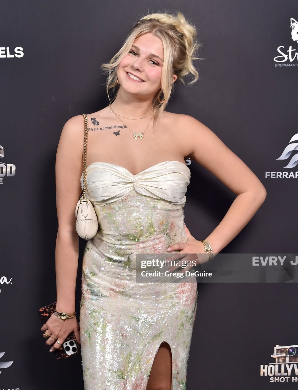Living’ our main character moment 🪩@hollywoodshothouse @evryjewels @gettyimages @stregaentertainmentgroup 📸@greggdeguirephotography by @giadaryann