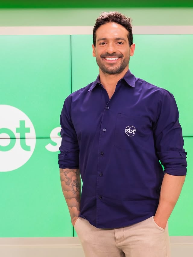 Nova foto do perfil 😁 by @venecasagrande