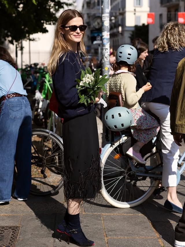 Salone this year is on fire! The weather is holding and everyone is bringing out their best for Milano! I shot enough yesterday to cover two days of post! It’s really the best time of year for Milano! Thanks Salone! by @thesartorialist