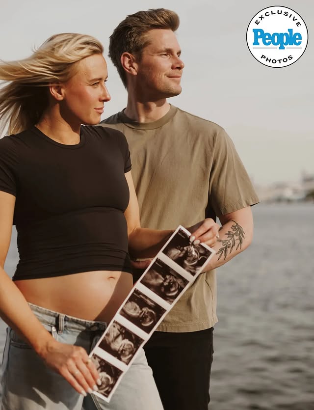 Oh baby, oooh baby! Baby boys (twins) coming August 2026 🩵💙 We couldn’t love them more. Full @people article in story!#sonkissed #twinmom Photographer: Michaela Freytag @michaelafreytagphoto by @jessicatatianalong