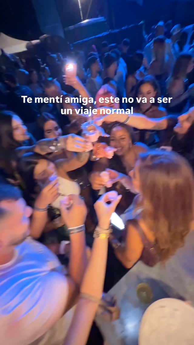 🤣🤣🤣es lo que pasa para juntar a gente loca#trip #friends #friendship #viaje by @gabriellahahlingag