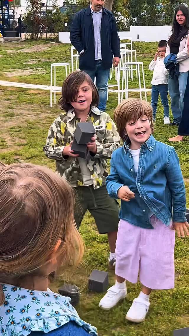 🎉✨ Rivedo i video della festa di Giuseppe Se c’è una cosa che non è mai mancata alle feste dei miei bambini,è l’animazione di @allpartyanimazione No advIn passato li abbiamo coinvolti anche per il compleanno di Luca 🤣💙Da anni rendono ogni compleanno qualcosa di davvero speciale: energia, sorrisi e un’organizzazione pazzesca 🤩Tra tatuaggi, gonfiabili, laboratori creativi , mascotte e mille attività diverse, riescono sempre a coinvolgere tutti… grandi e piccoli!Ogni festa diventa un ricordo bellissimo 💛E sì, se mi chiedete un consiglio sull’animazione… sceglierei loro altre mille volte!Anna e Enzo siete speciali ❤️Super consigliati 🔥#festedibambini #animazione #compleanno #divertimento #partytimeLocation @lovelandhouseparty