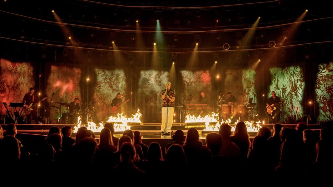 Tänään klo 19.30 Tähdet,tähdet ja suomalaisen iskelmän kaihoisat sävelet.🤌✨Menossa mukana fantastinen @salminen_anssi 🎻📸 @mojo.erametsa.visuals by @risto_n