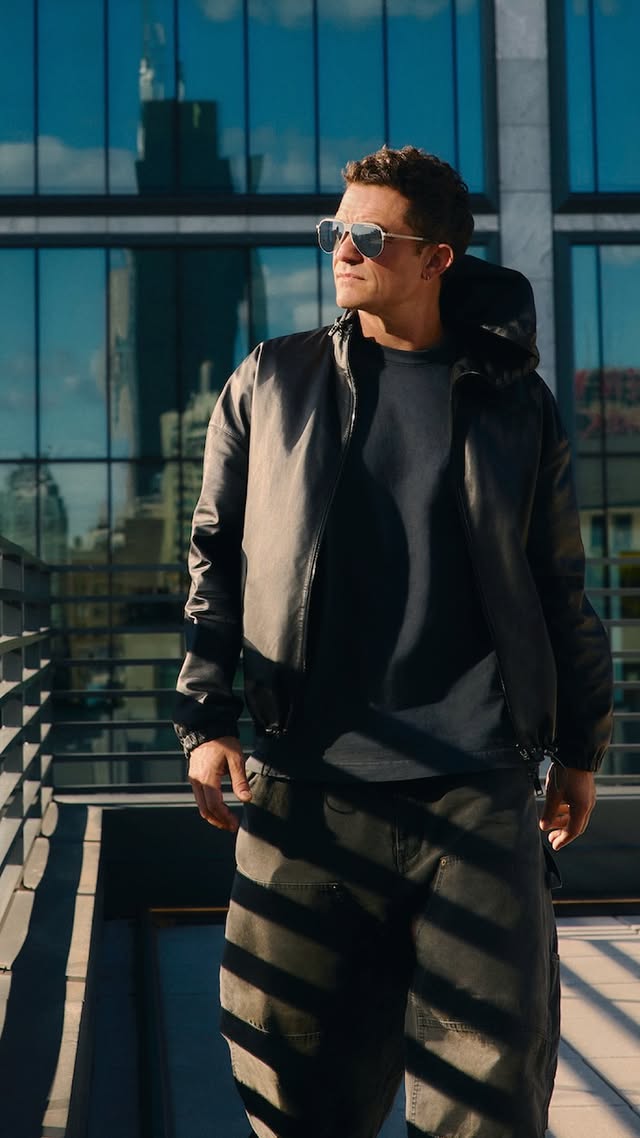 Where engineering becomes expression.Sported by @orlandobloom, the Iconic Tension P'8953, translates the principle of a frame under tension into pure titanium and clean, confident lines. Lightweight, durable and a statement.Discover them at the link in our bio. by @orlandobloom