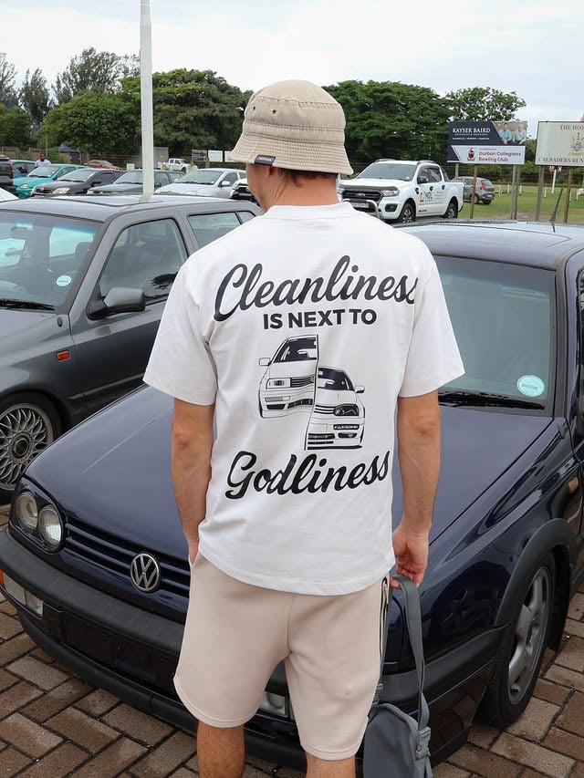 T-Shirts available Made from the best quality available on the market.Ivory WhiteBlackRanging from Small, Medium, Large, XL and XXL.Stock is very limited and the design won't be repeated.R550 per unit. Courier available nationwide. Whatsapp 071 265 4079 to place orders. Danko🙏🏻 by @mlungu_vura_doctor