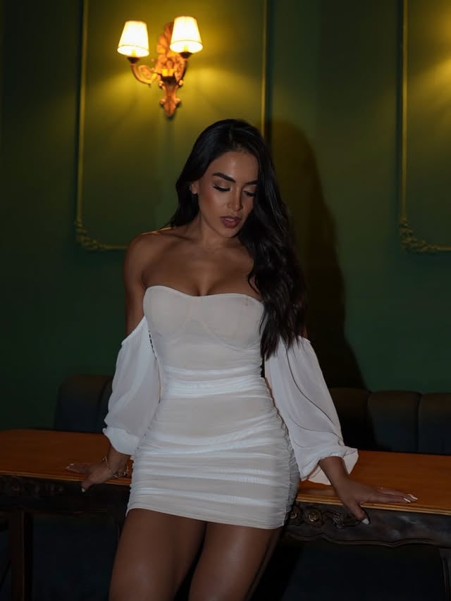 dinner at night 🌙📍 @raza_pe👗 @artemiza.pe by @oneliamolina_