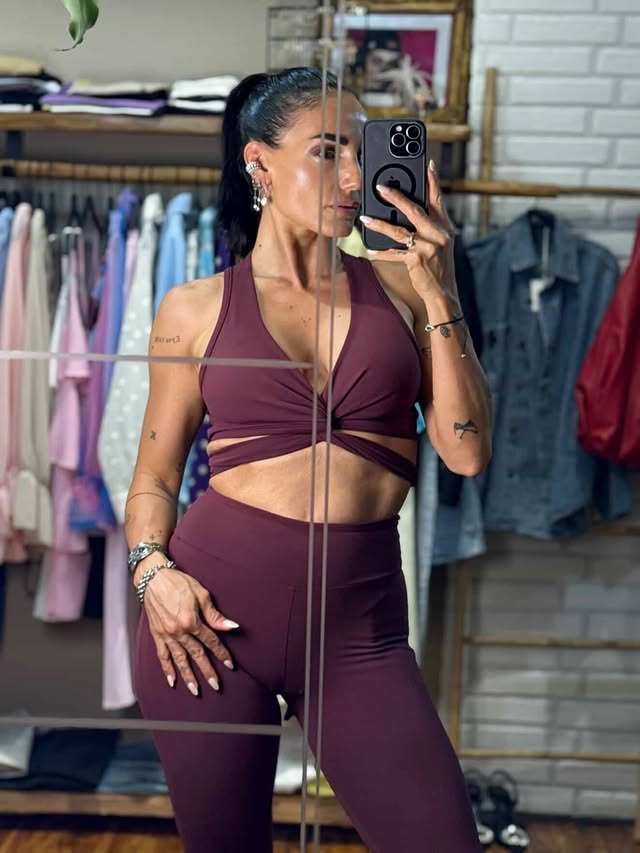 Active set in wine 🍷••#wanderlust #athleisure #ootd #summer #outfittoday by @wanderlust_onlinestore