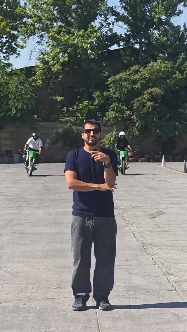 ✅اینجا مجموعه موتورآموز✅@motoramoz @motoramoz 📞021-91091152.🌐www.motoramoz.comآدرس:شعبه مرکزی:جنوب تهران محدوده منطقه ۱۸شعبه شرق:سه راه تهرانپارس مرکز خرید فروش خودرو دوران_____________________________#ماشینباز #موتورباز #اموزشموتورسواری #اموزشتکچرخ by @motoramoz