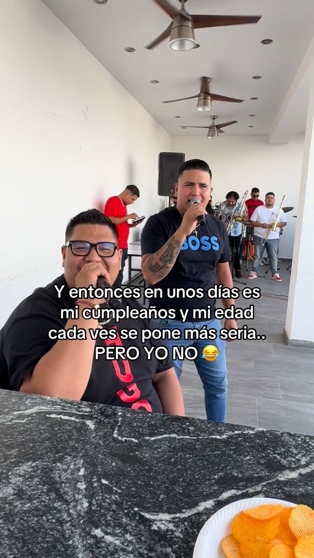 Se pasa el tiempo muy rápido! 👀🎁🥳🎉🎈#micumple #yafaltapoco #amamoslabanda #videoviejo #birthdaygirl by @gissellesampayo