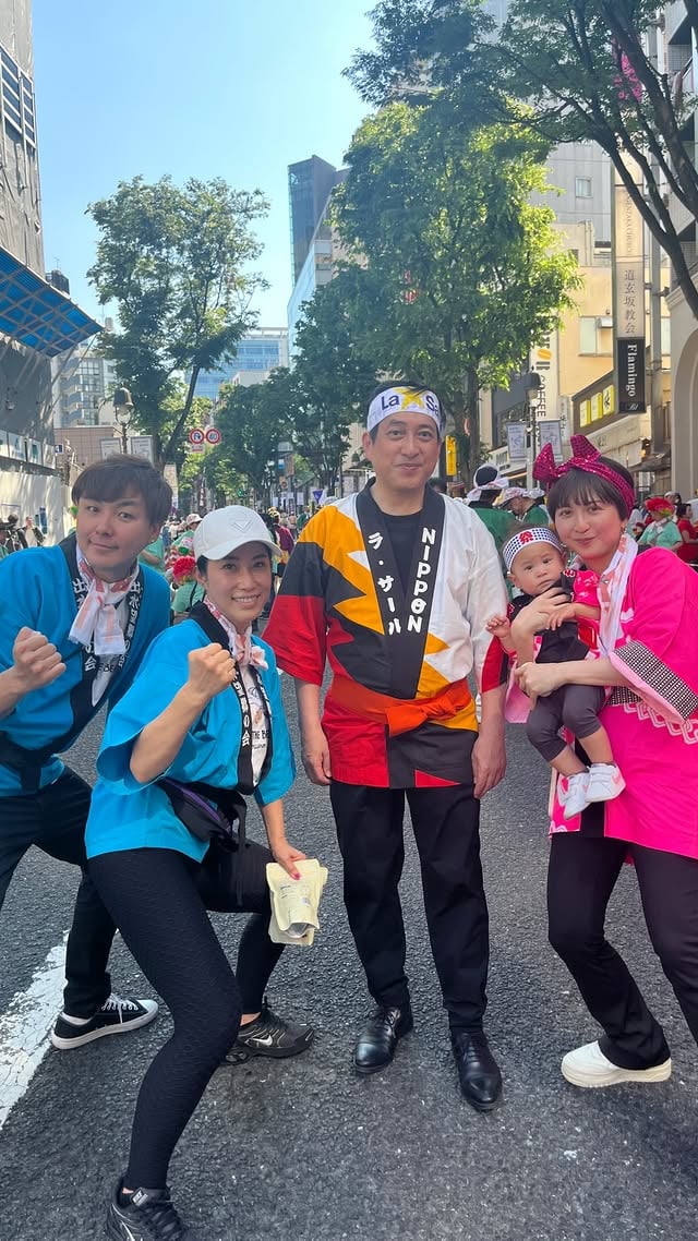 おやっとさぁー！！😊✨昨日のおはら祭り楽しかった渋谷の街が、たくさんの笑顔と熱気に包まれていて…まるで鹿児島がそのまま東京にやってきたような1日でした☀️✨たくさんの方々とお会いできて、改めて“人の繋がり”の温かさを感じました😊暑い中、最後まで踊られた皆さま、本当にお疲れ様でした✨そして素敵な時間をありがとうございました🌸また来年も、この景色に会えますように✨おやっとさぁー！！😊🔥#おはら祭り#渋谷おはら祭り#鹿児島#渋谷#祭り夏の始まり感謝笑顔日本の祭り前田瑠美闘う歌姫おやっとさぁ by @rumi_maeda
