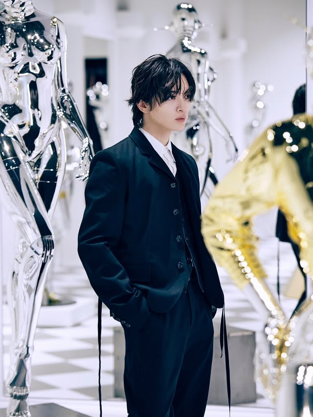 ⁡🤍⁡Photographer @zenharu_tanakamaruStylist：kei shibata@hajimesorayamaofficial@anndemeulemeester_official⁡⁡ by @yuta_tamamori_kmf2