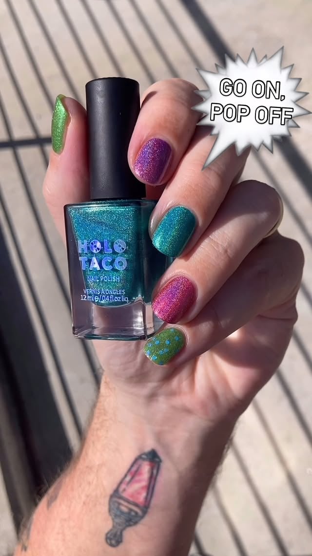 POW! 👊 There goes work appropriate nails 💅 Turn up your summer with these saturated hues ☀️🌈🎥 : @eviltwinnails#holotaco #popofholo 💿🌮 by @holotaco