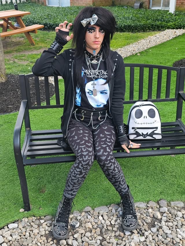 Going under doesnt mean I'm always drowning. 💙💦🖤💦💙Under the water, there is peace, calm, life... No i cant breathe, but it's a temporary peace worth sitting in. There are days i do go under, but its to find peace and calm within myself. Life is alot. It can be much, but it doesnt mean there aren't things or people ir places that can ground you back and help you rise above the water and the waves. They will make sure you dont drown. 💙💦🖤💦💙#evanescence #emo #emogirl #freak #healing by @clawed_beauty101