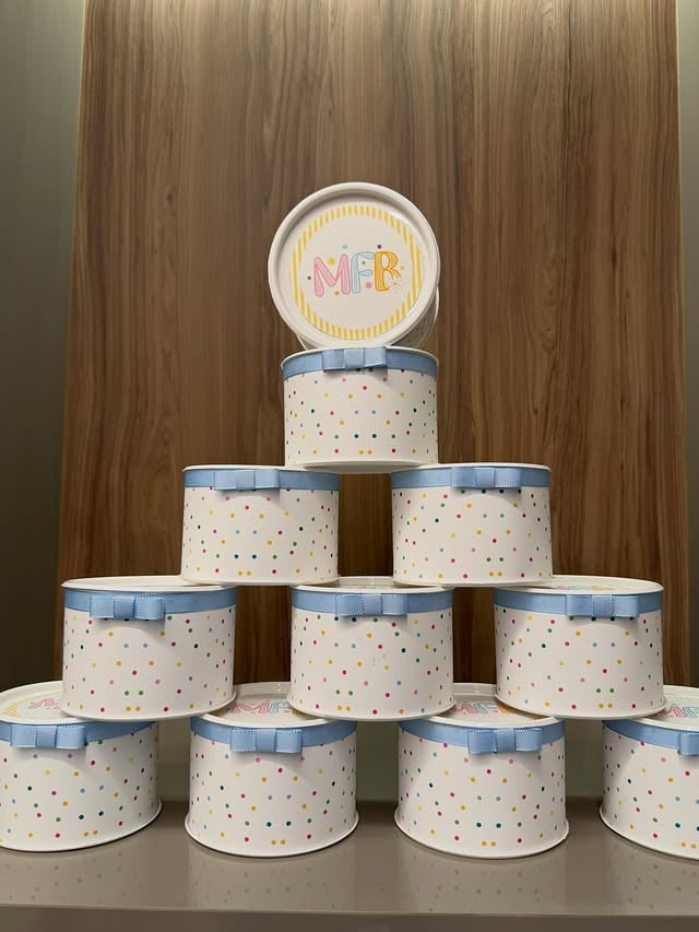 Cookies em latas by @ninamaterna