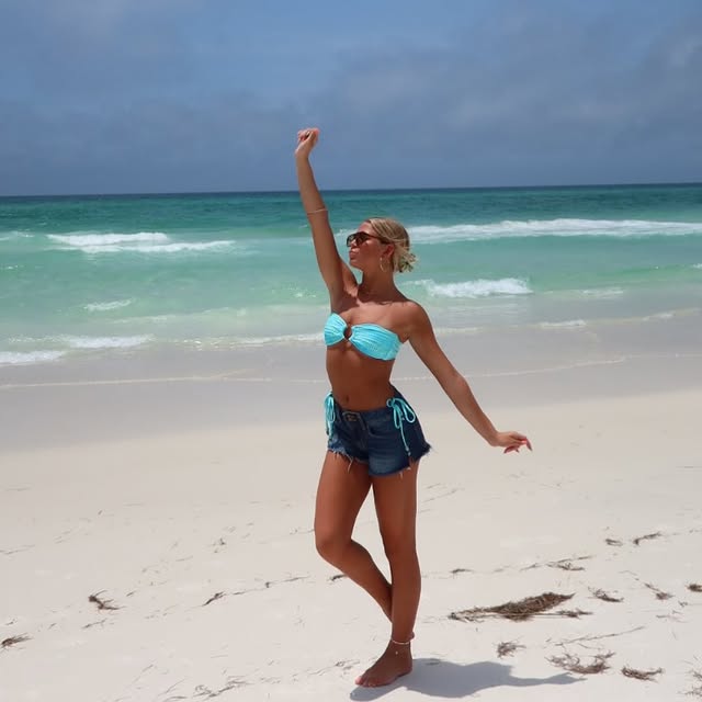 30A with my best friends 🫶🏼 by @kamri_dancer