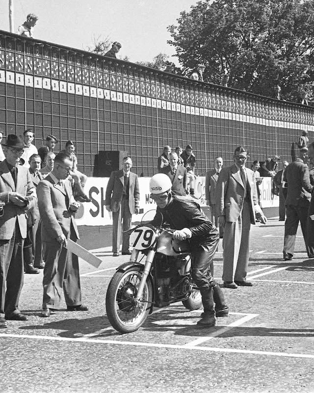 A trip down memory lane.The Mountain Course is woven into Norton's history. With the Isle of Man TT in full force, it felt like the right time to dig into the archive.If you're making the trip to the Island, you lucky things. Soak up every single moment. by @norton.motorcycles