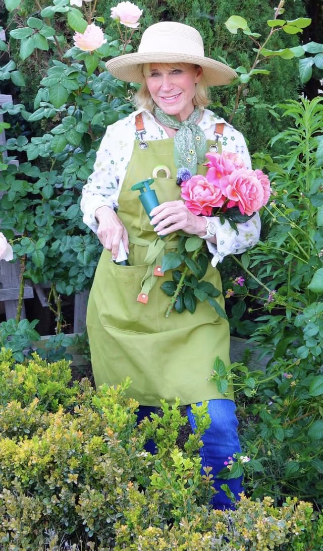 Our next adventure? Snail hunting. 🕵️‍♀️ 🐌Behind every beautiful rose arrangement is lots of garden maintenance. I'm taking you behind-the-scenes to show you how I protect against critters that are crashing our garden party. We're just getting started, so hit follow to come along with us for the rest of our snail hunting adventures! ✨🌹 #GardenAdventures #GardenMaintenance #RoseGarden #PlantCare #GardenTips by @cherbeall