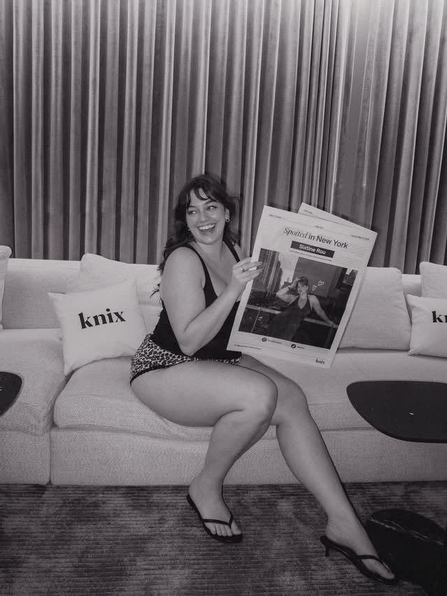 keepin it cheeky @knix by @sixtinerouyre