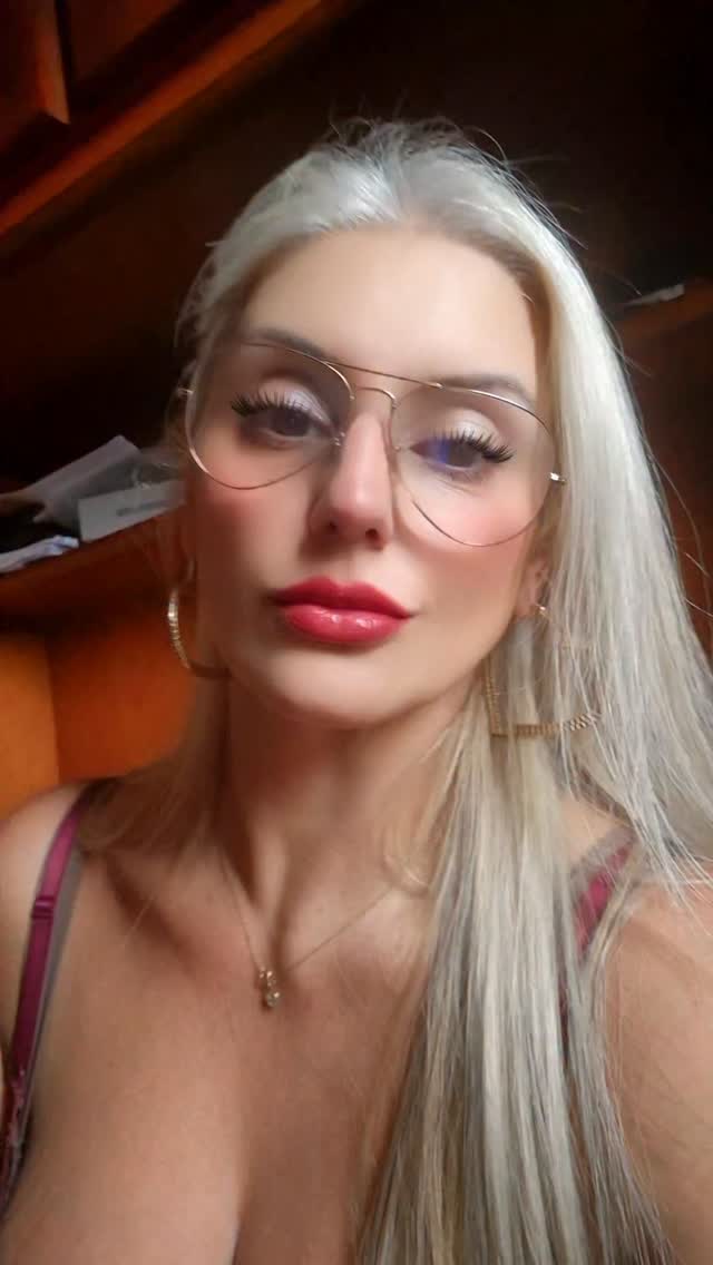 #buenasnoches🌙 #🥰 #😎 by @lucianaernega