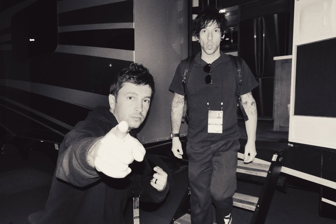 last week the @amas had us out to perform Drag Path and take home an award for best rock and roll band |-/ by @amas