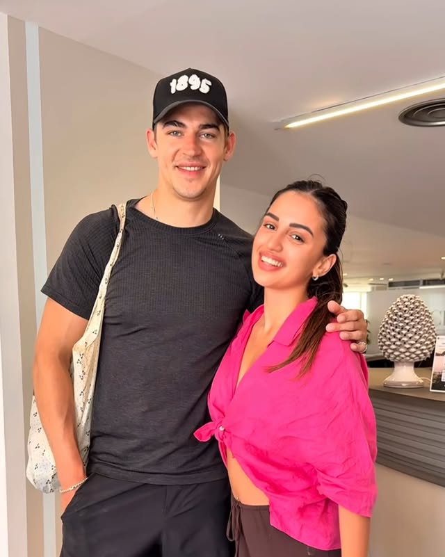 Novas fotos do Hero hoje (31/05) com fãs em Palermo, Itália 📸 via: ginevra_guerrera, jessicapace81#herofiennes #herofiennestiffin #heroftportugal by @heroftportugal