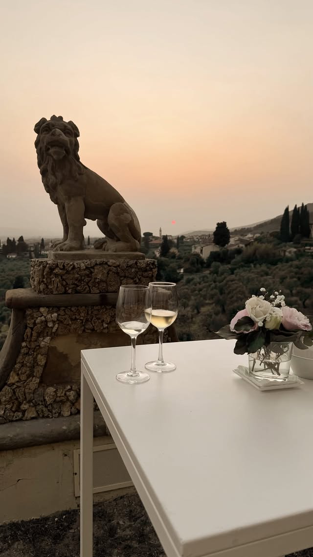Qualità della vita: 📈•••#explore #explorepage #esplora #viral #aesthetic girlpower fashion zara by @sabrina_barca