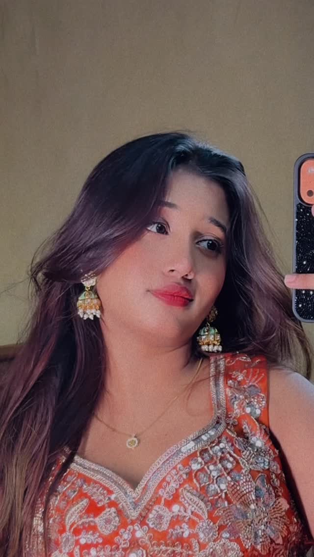 😉💋
.
.
.
#ashians❤️✨🥺 #viral #trending #reels #explore