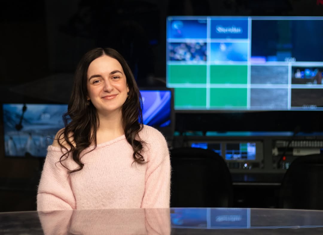 I’m so excited to share that this summer I’m interning with Sportsnet! Ever since I was little my dream has always been to work in sports. Journalism school has prepared me to take on this role with an organization whose content I’ve grown up watching, reading, & listening to every day. I’m so grateful and excited for what’s ahead🫶🏻

📸: @nigeldesouzaphotography 🐐