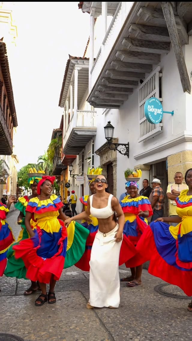 Llegué a Cartagena y la vida empezó a sonar así 💃🏻🇨🇴
