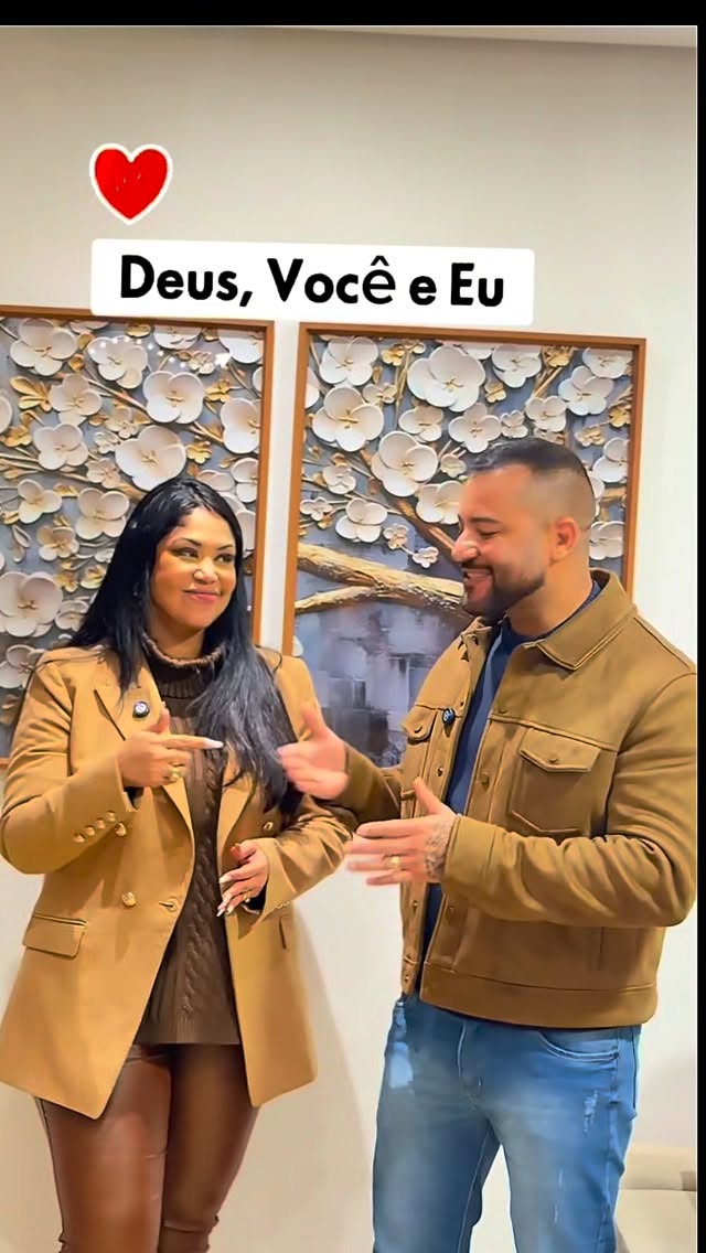 🚨🚨 Regras Do Sorteio 🚨🚨1 - Pegar a foto mais linda com o seu parceiro(a) e colocar a música (Deus, Você e Eu) e postar no seu Feed e nos marcar.2- Tem que estar seguindo os Instagram @giselenascimet e @oficialallanoliveira. 3- Marcar três casais de amigos no post oficial do lançamento do Clipe às 11 horas da manhã. 4- Postar o link do clipe do YouTube nos stories e marcar o Instagram @giselenascimet e @oficialallanoliveira. Ps: Serão dois casais ganhadores para estar jantando no dia 11.06.2026, comigo e com o Allan! Vai ser um dia lindo e que vai ficar marcado em nossos corações… o Desafio começa hoje!! Sorteio dia 10/05 Vamos lá 💕 by @giselenasciment