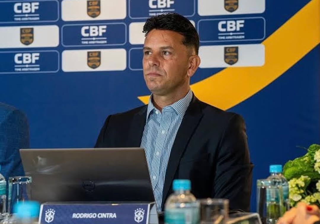 🚨 AGORA! CBF muda presidente da Comissão de Arbitragem: sai Rodrigo Cintra e entra Sandro Meira Ricci.A mudança acaba de ser anunciada oficialmente pela confederação.📸 Joilson Marconne/CBF by @venecasagrande
