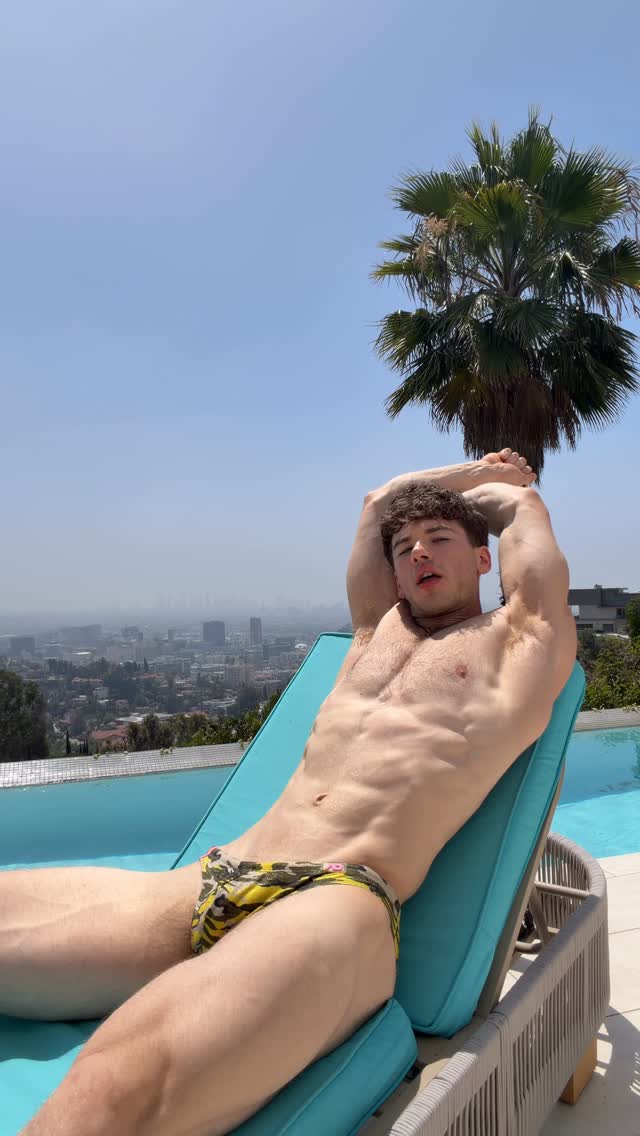 pool day