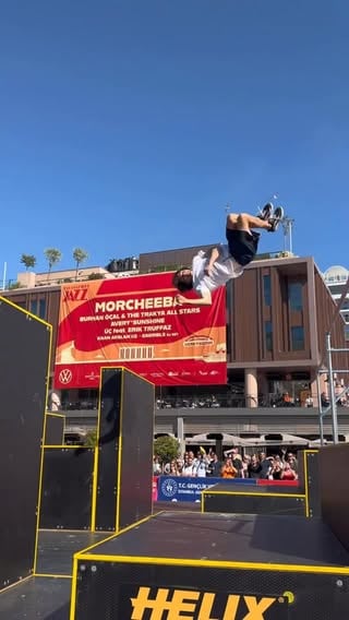 My line from Istanbul! Got second place, congrats @nathanael_trier for 3rd and @elis_torhall for first, your runs were so crazy! 🐒🐒🐒 #parkour #freerunning #flips #twins #babyminkin
