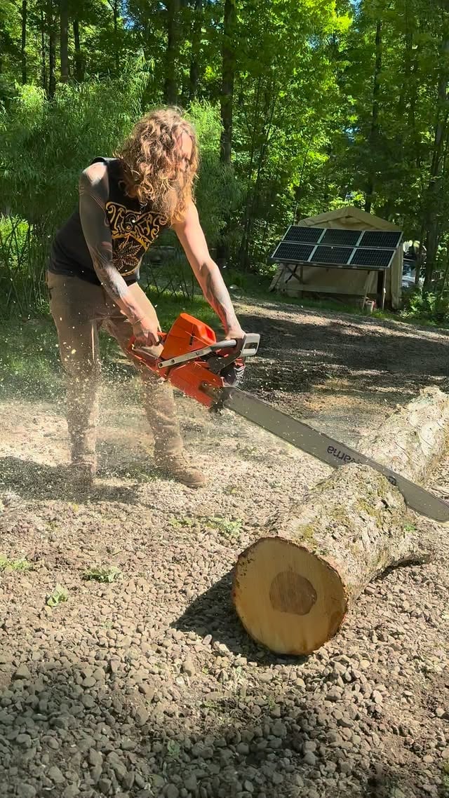 Whose hair is who’s?!Every couch potato’s worst nightmare! #chainsaw #firewood #logging #treework #forest by @lumberbarbie