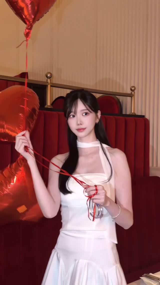 🐰🎈 by @175cm54kg