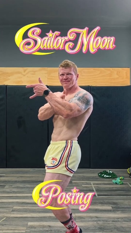 A day early! Don't get used to that! This was actually the hardest one so far, so I hope you enjoy! Bodybuilding and anime truly are the best combo. So far that makes Ginyu Force, Jojos, and now Sailor Moon. Who knows what's next? 👀👀

@retromuscle1000 
-10% Code "REDUNIT"