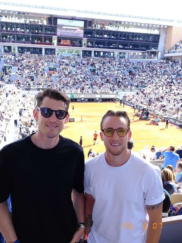 Another quick stop in Paris 🇫🇷🎾
Fantastic tennis and an incredible @rolandgarros final.

Huge congratulations to @alexzverev123 on a well-deserved first Grand Slam title.
What a journey and what an achievement.

And of course, congrats to @flavio_cobbo on an amazing run and a fantastic match.

Excited to see what’s next for both of you!