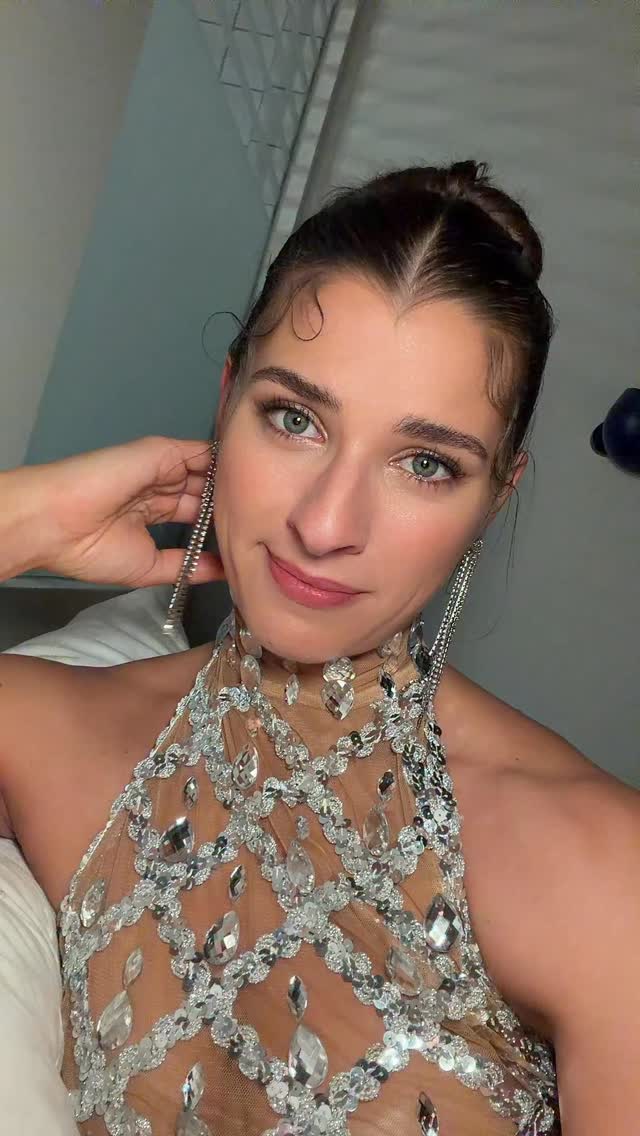 Überzeugt mich gerne vom Gegenteil, bin gespannt haha 🤓
Inspo @mitternachtsballerina 🫶🏻