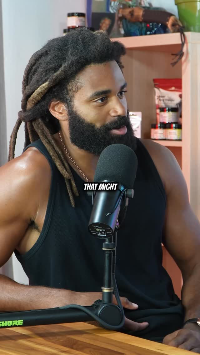 VEGANS I love yall I just wanna feed you a grass fed rib eye and some bone marrow But if you don’t wanna okay I’ll make you an açaí bowl and we can enjoy that it’s all love We are designed to eat meat. We thrive off the nutrients found in animals! If you are plant based or were plant based let us know your story below by @santacruzmedicinals